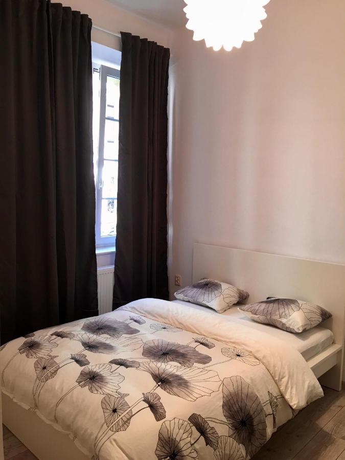 Auberge de jeunesse Orion à Cracovie Extérieur photo