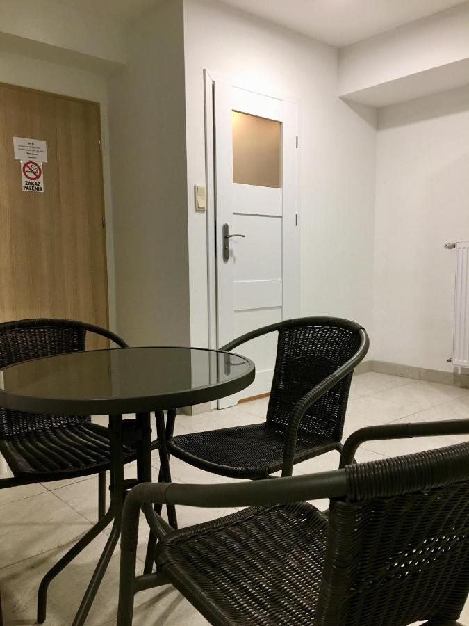 Auberge de jeunesse Orion à Cracovie Extérieur photo
