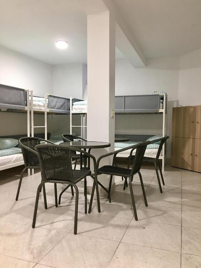 Auberge de jeunesse Orion à Cracovie Extérieur photo