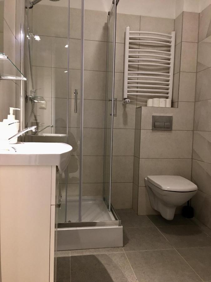 Auberge de jeunesse Orion à Cracovie Extérieur photo