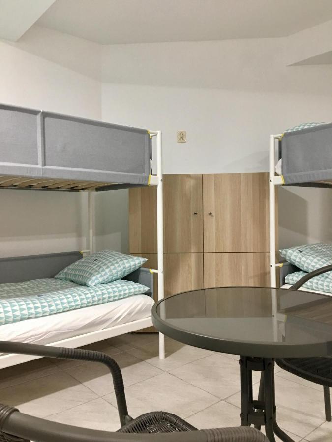 Auberge de jeunesse Orion à Cracovie Extérieur photo